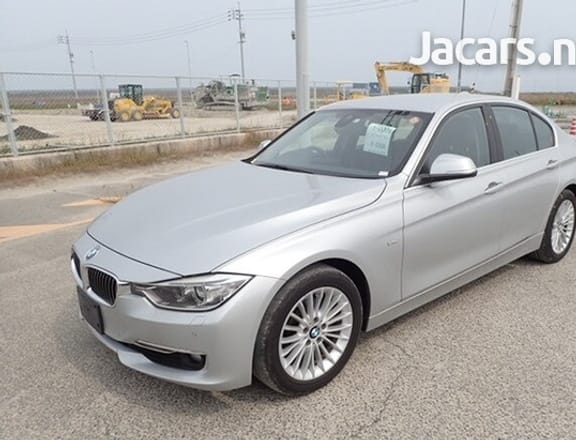 BMW 3-Series 2,0L 2013