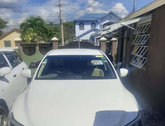 Toyota Mark X 2,5L 2013