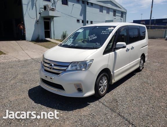 Nissan Serena 2,0L 2013