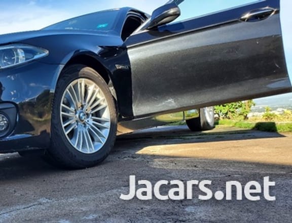 BMW 5-Series 2,2L 2014
