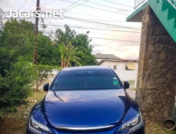Toyota Mark X 2,5L 2013