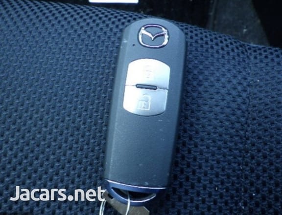 Mazda Verisa 2,0L 2013