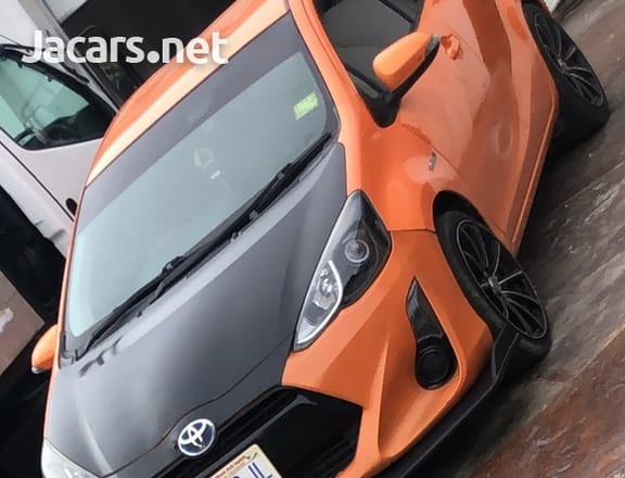 Toyota Aqua 1,2L 2015