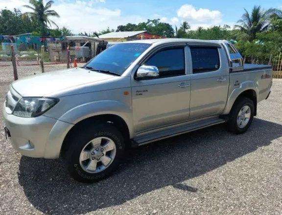 2007 4x4 Toyota Hilux