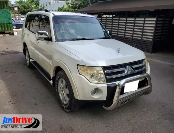 2008 MITSUBISHI PAJERO