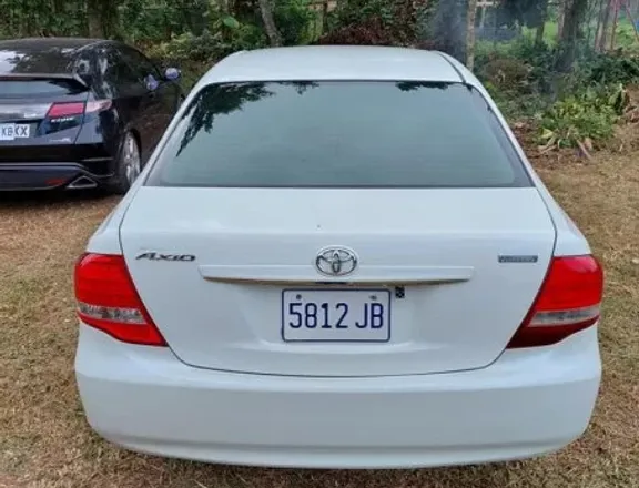 2009 Toyota button start 2zr axio