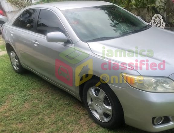 For Sale: 2011 TOYOTA CAMRY LE