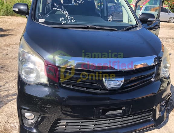 For Sale: 2012 Toyota Noah