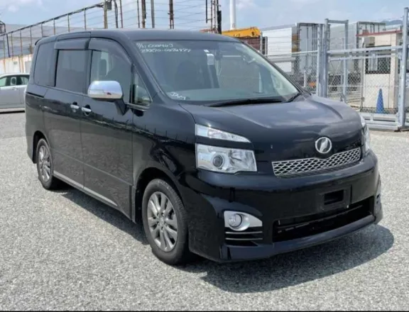 2012 Toyota voxy