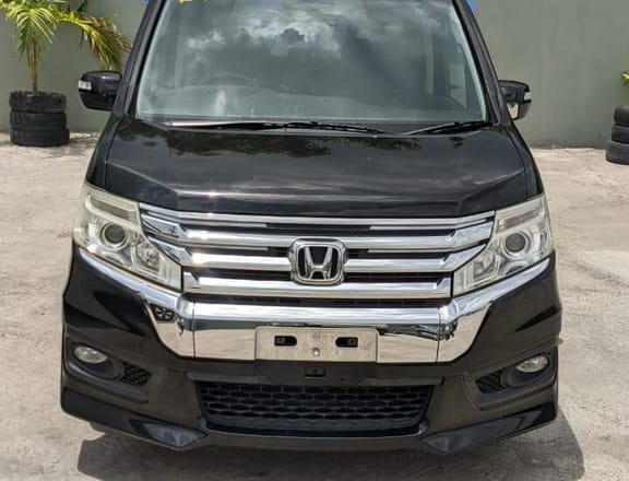 For Sale: 2013 Honda Stepwagon Spada