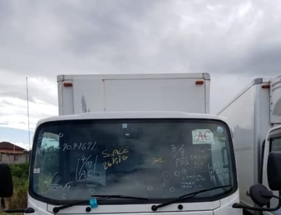 2013 Isuzu Elf Refrigerator Truck