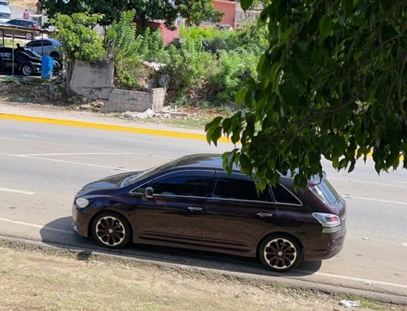 For Sale: 2013 Toyota Mark X Zio