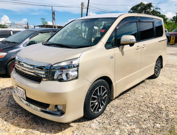 For Sale: 2013 TOYOTA VOXY GS