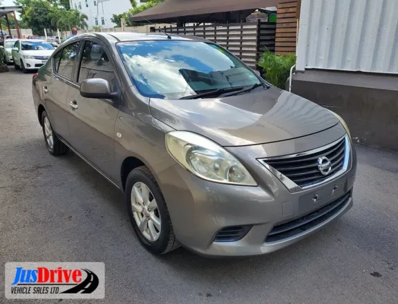 2014 NISSAN VERSA
