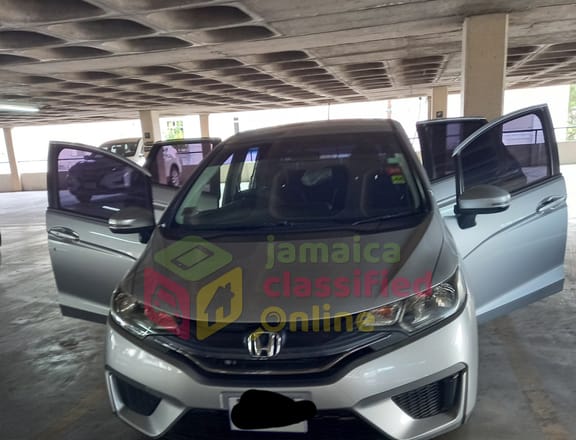 For Sale: 2015 Hond Fit