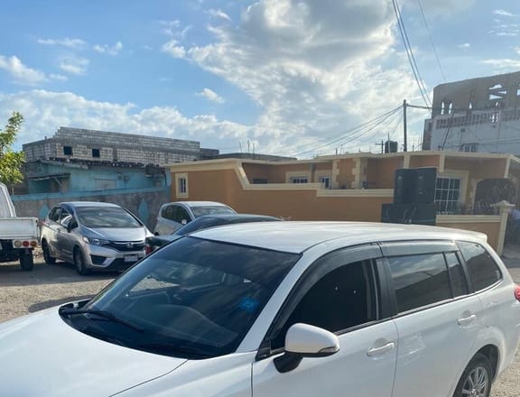 For Sale: 2015 Toyota Fielder