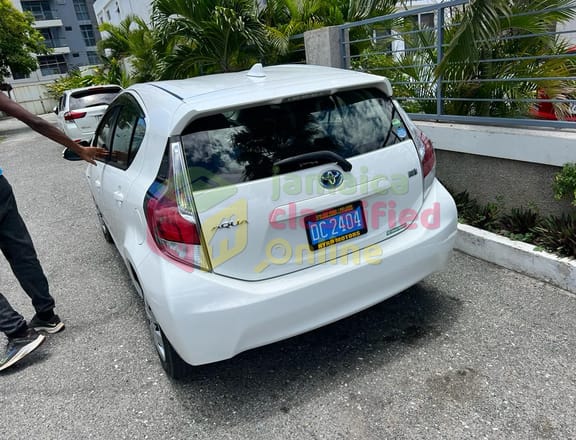 For Sale: 2017 Toyota Aqua