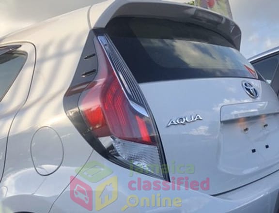 For Sale: 2017 Toyota Aqua