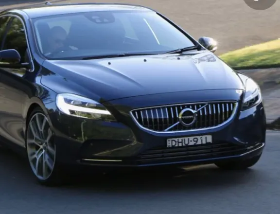 2017 Volvo V40 T3 Momentum