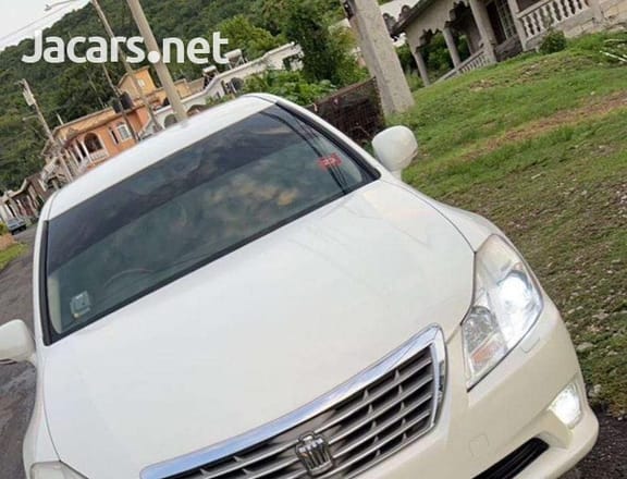 Toyota Crown 3,0L 2013