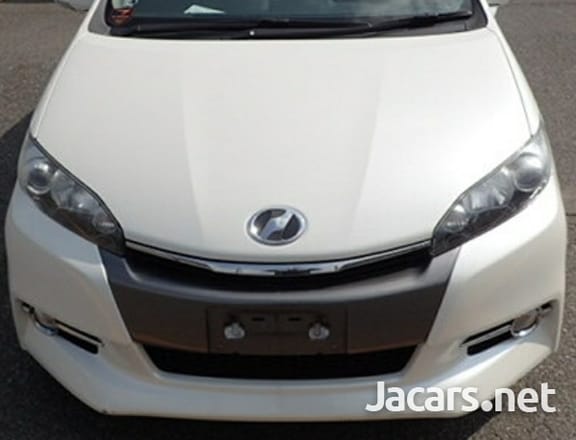 Toyota Wish 1,8L 2013
