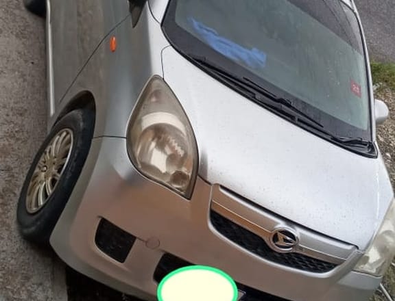 Daihatsu MIRA 0,7L 2011