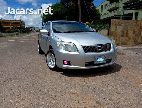 Toyota Fielder 1,5L 2012