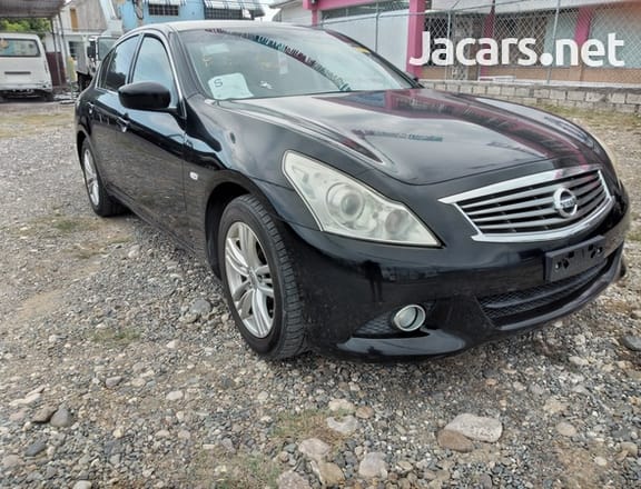 Nissan Skyline 2,5L 2013