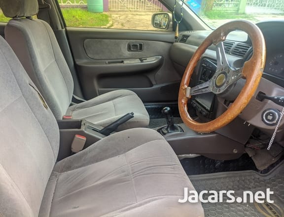 Nissan B14 1,6L 1997