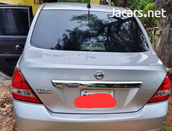 Nissan Tiida 1,6L 2012