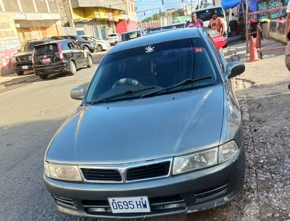 Mitsubishi Lancer 1,5L 1999