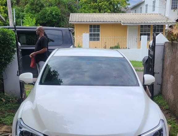 Toyota Mark X 3,5L 2015