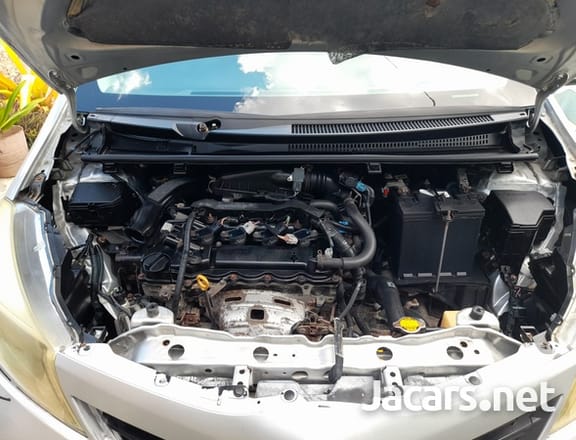 Toyota Vitz 1,3L 2011