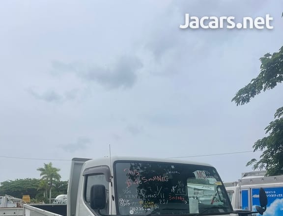 2013 Mitsubishi Canter