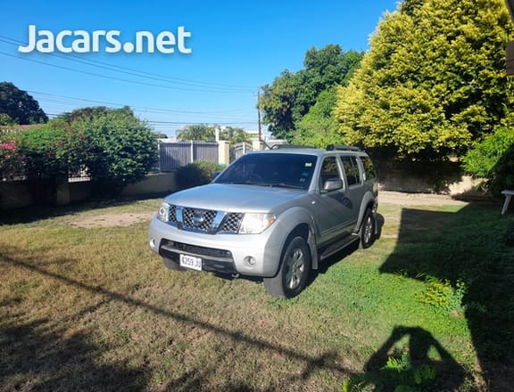 Nissan Pathfinder 3,0L 2006