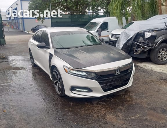 Honda Accord 1,5L 2021