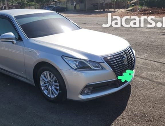 Toyota Crown 2,5L 2013