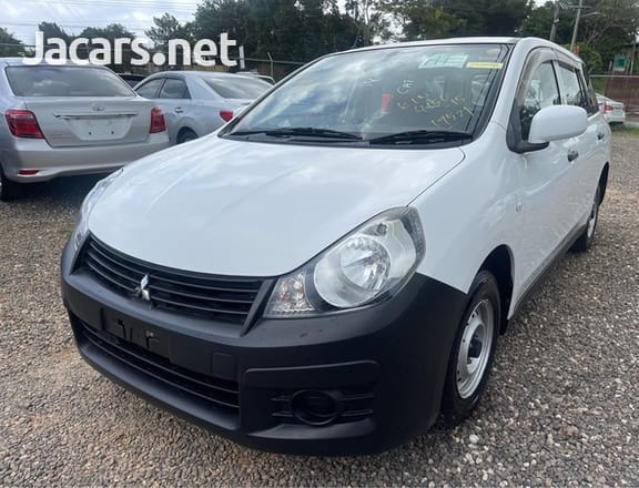 Nissan AD Wagon 1,5L 2016