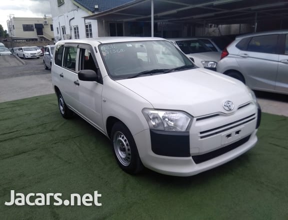 Toyota Probox 1,5L 2016