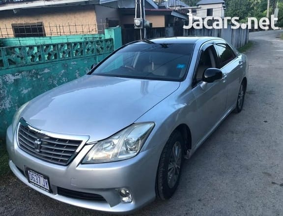 Toyota Crown 2,5L 2012