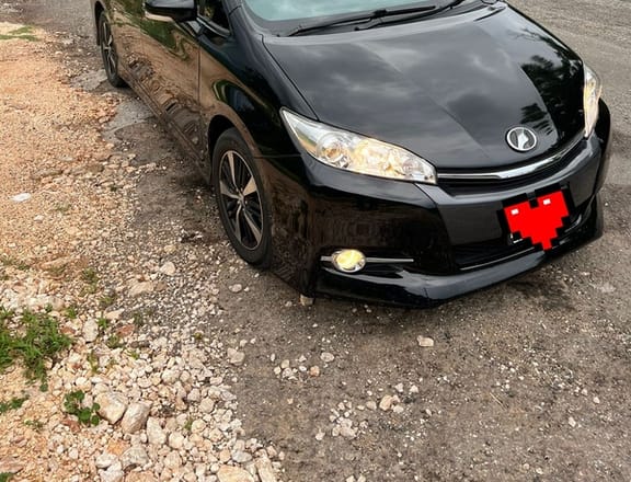 Toyota Wish 1,8L 2013