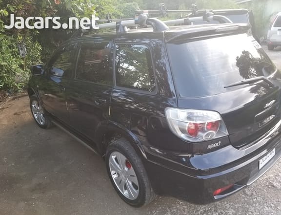 Mitsubishi Outlander or Airtrek 2,4L 2006