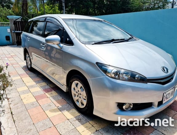Toyota Wish 1,8L 2014