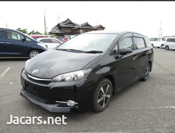 Toyota Wish 1,8L 2013