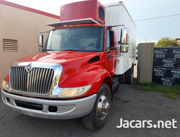 International 4200 Freezer Truck 2014