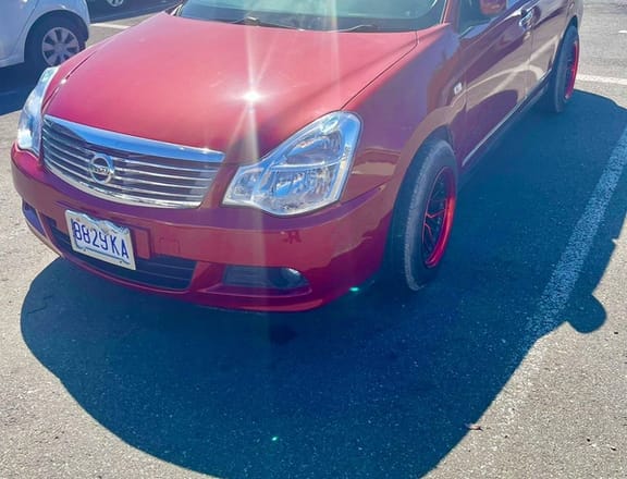 Nissan Bluebird 2,0L 2012
