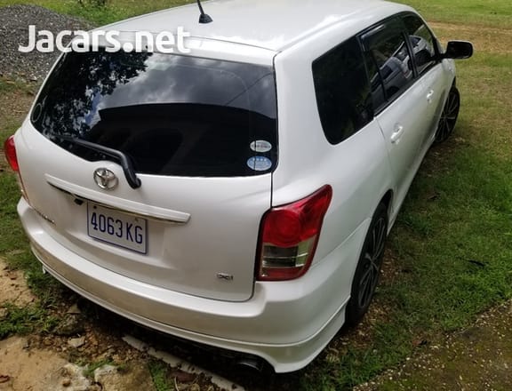 Toyota Fielder 1,5L 2011