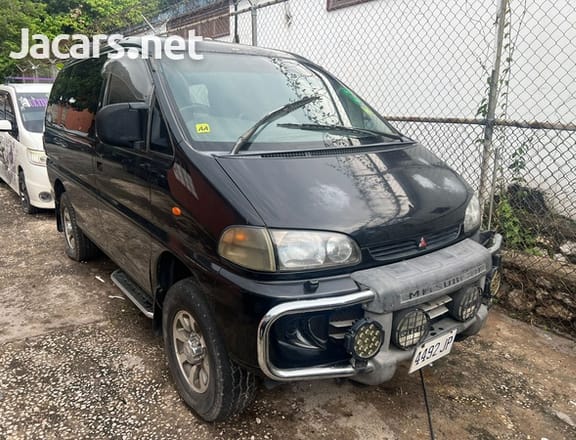 Mitsubishi Chariot 1,8L 1996