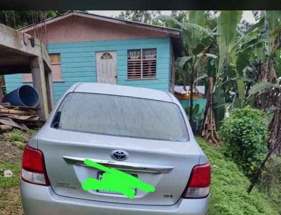 Toyota Axio 1,5L 2015