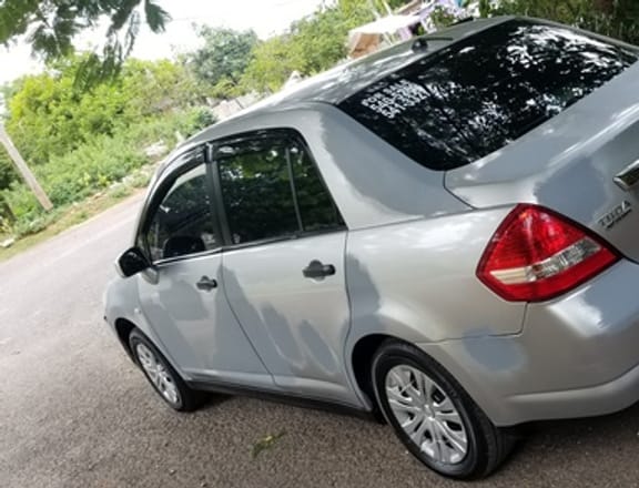 Nissan Tiida 1,5L 2007